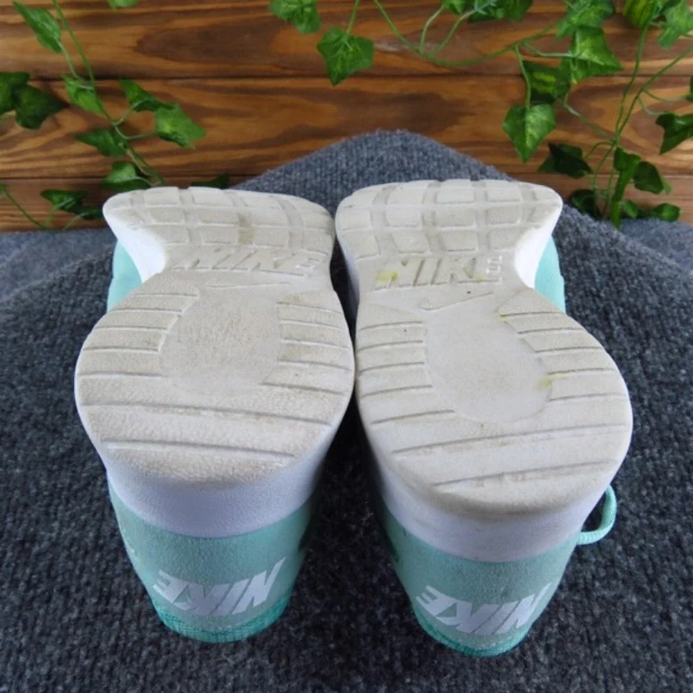 Nike Women's Kaishi Print Artisan Teal Loafer Blue Fabric 8‎ Medium Gently Used
